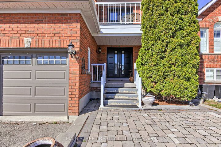 Property Photo: 46 Silverstone Crescent ON L4P 4A4