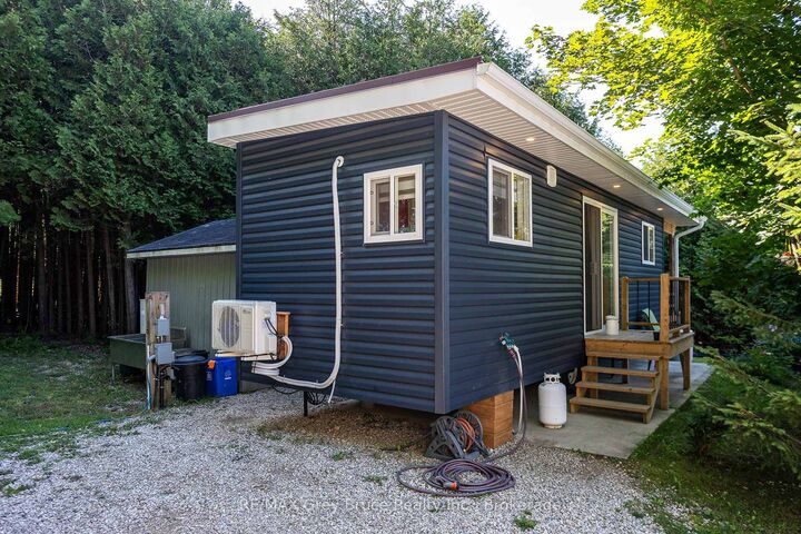 563878 Holland Glenelg Townline — photo 1