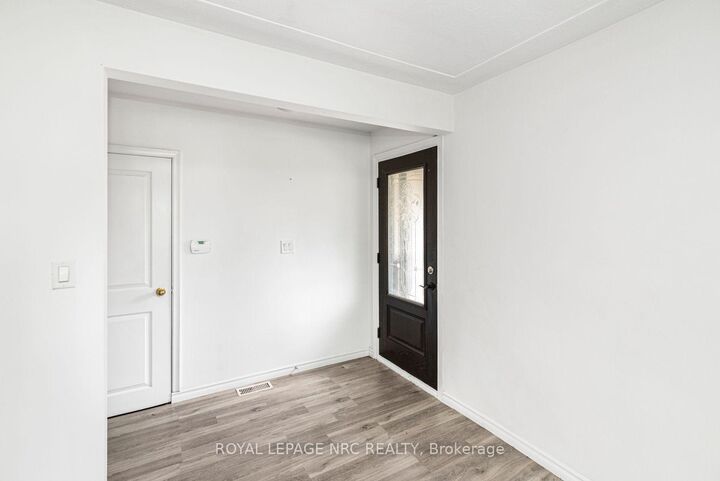 Property Photo: 100 Mountain Avenue N ON L8G 3P7