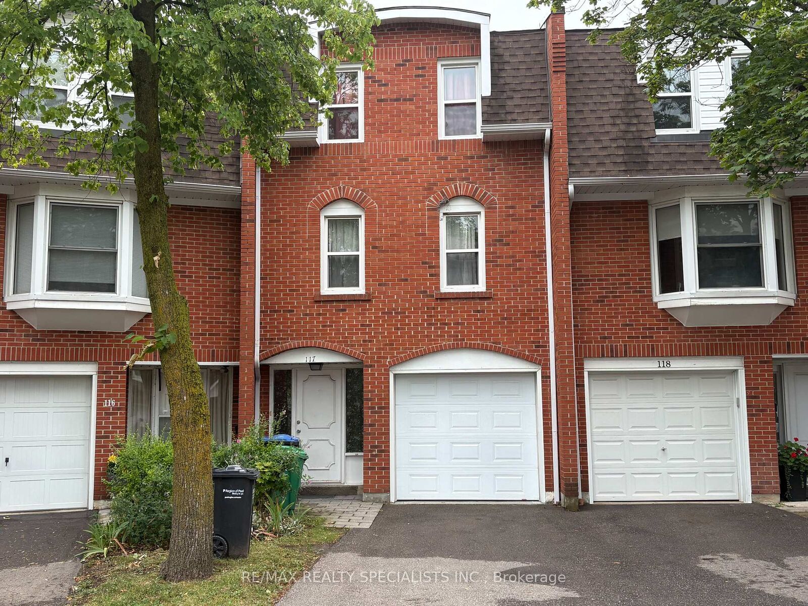 Property Photo: 333 Meadows Boulevard 117 ON L4Z 1G9