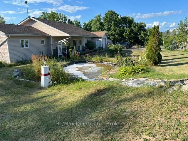 Property Photo: 1874 Stockdale Road ON K0K 2C0
