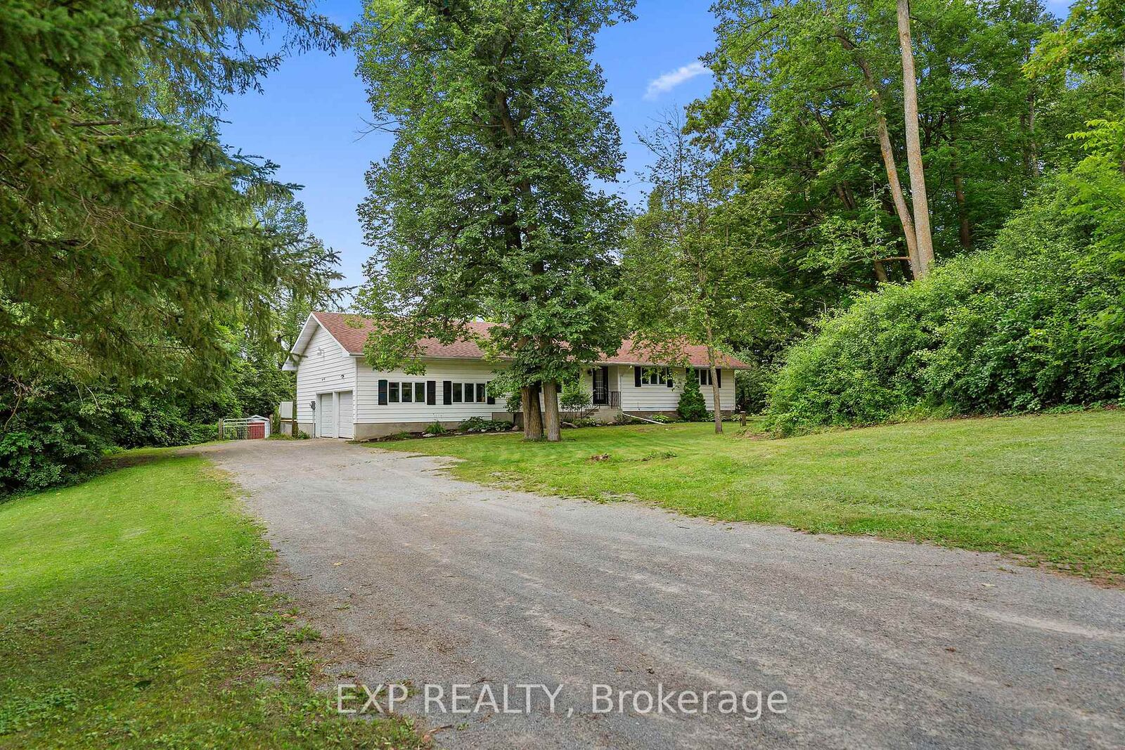 Property Photo:  541 Collins Road  ON K7V 3Z8 