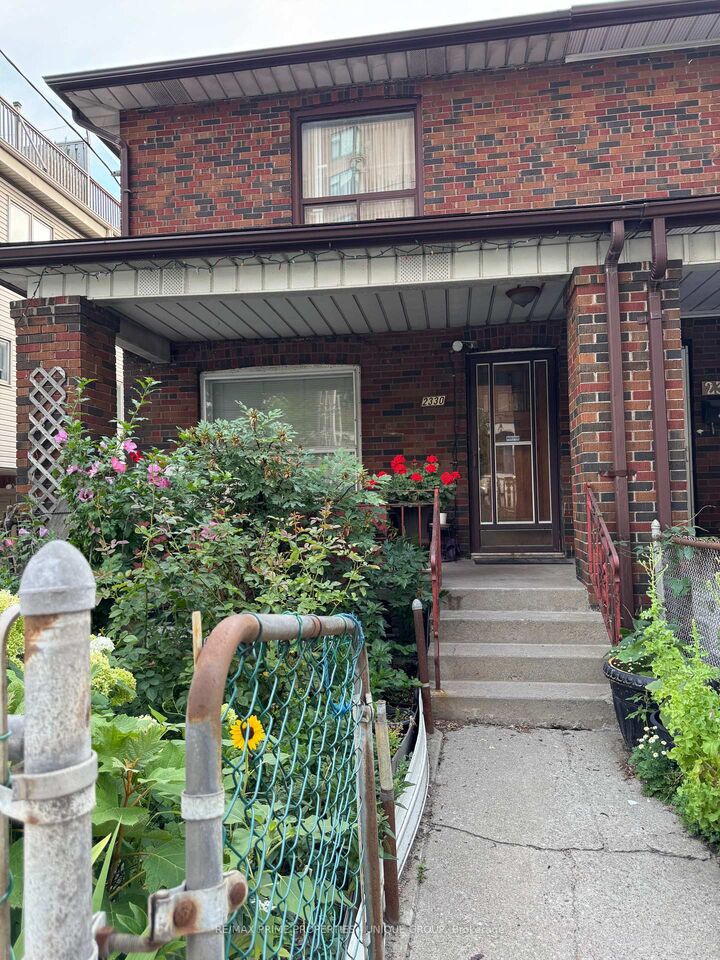 Property Photo: 2330 Dufferin Street ON M6E 3S4