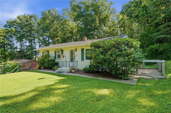 Property Photo:  436 Edgewood Dr.  PA 16323 