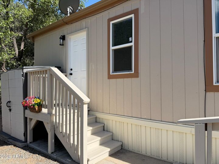 Property Photo: 615 West Street 27 AZ 86305