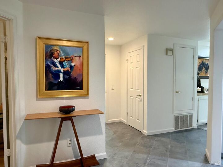 Property Photo:  2034 Stonefield Lane  CA 95403 