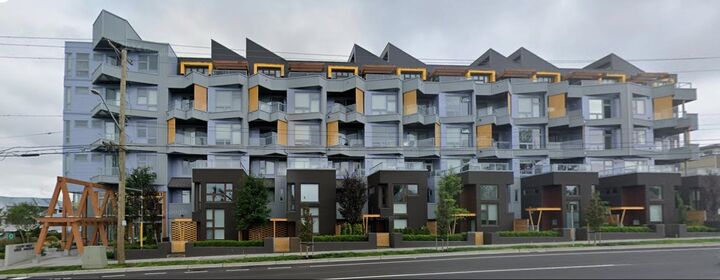 Property Photo: 32838 Landeau Place 504 BC V2S 0M6