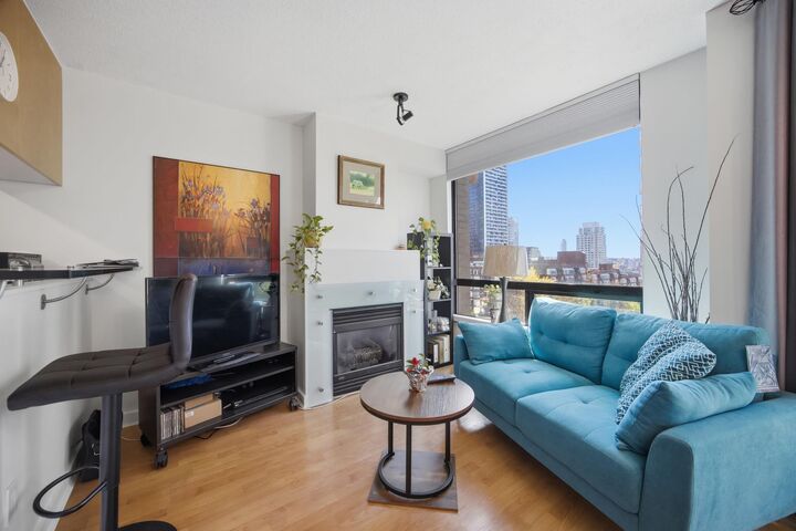 Property Photo:  1003 Burnaby Street 706  BC V6E 4R7 