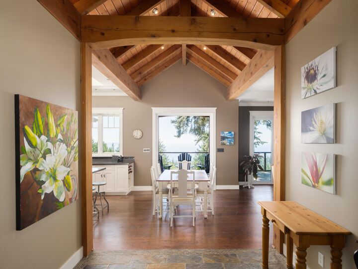 1010 Cowan Point Drive — photo 1