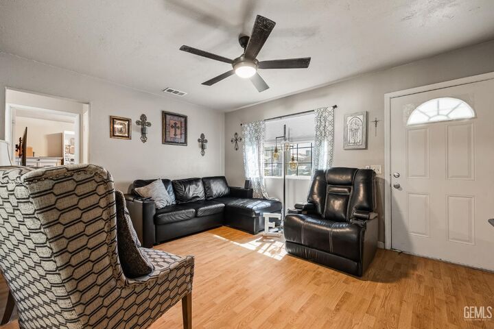 Property Photo: 1839 Estes CA 93212