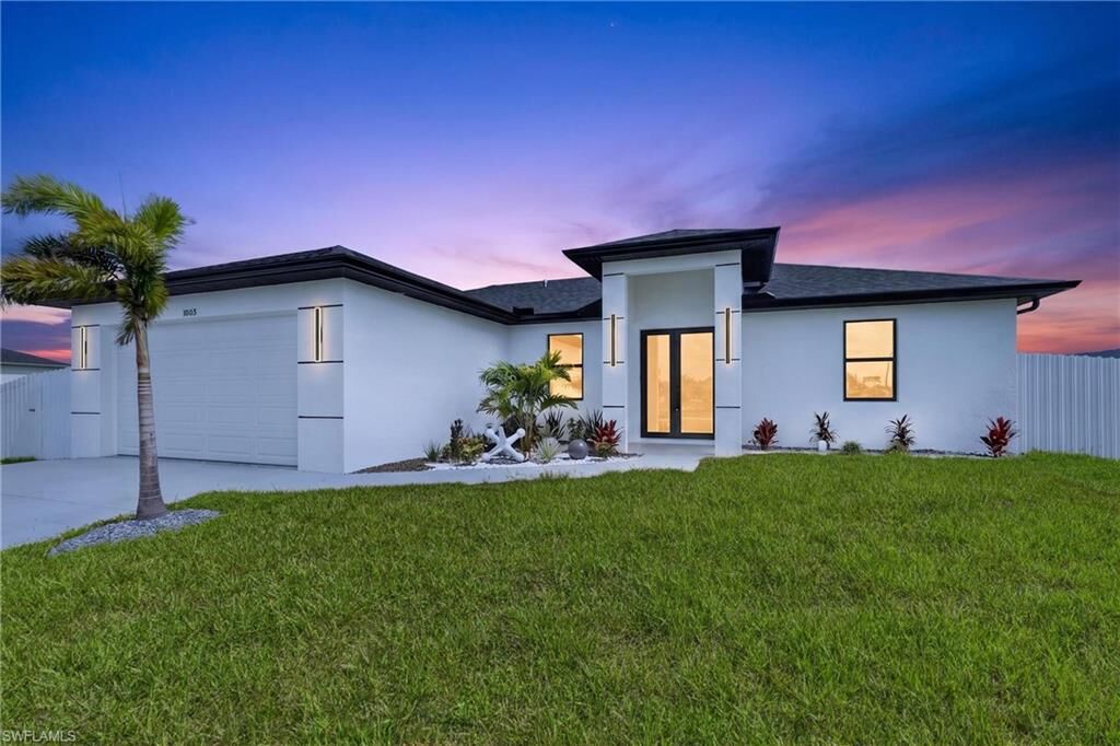 Property Photo: 1003 Kismet Pkwy W FL 33993