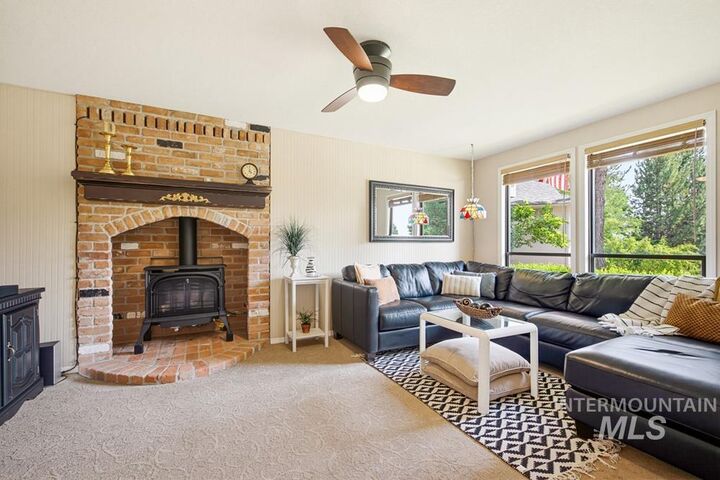 Property Photo: 3108 N 24th St ID 83702