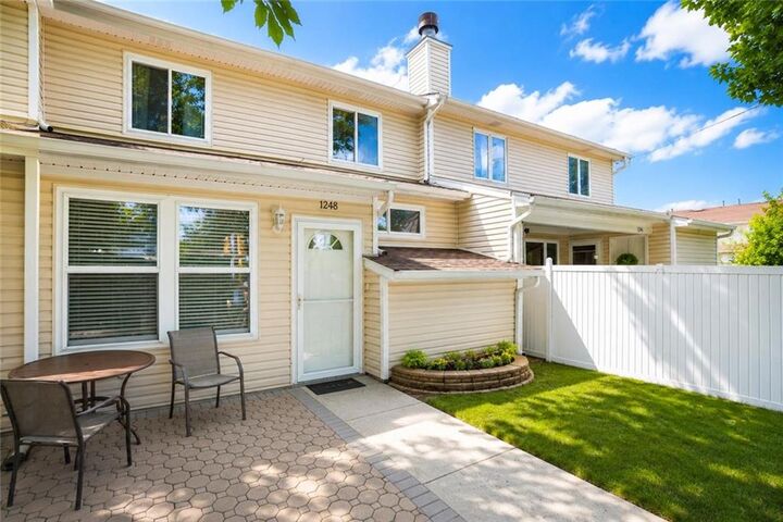Property Photo:  1248 Richmond Avenue 1  NY 10314 