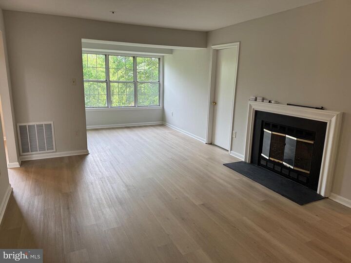 Property Photo:  14904 McKisson Court E  MD 20906 