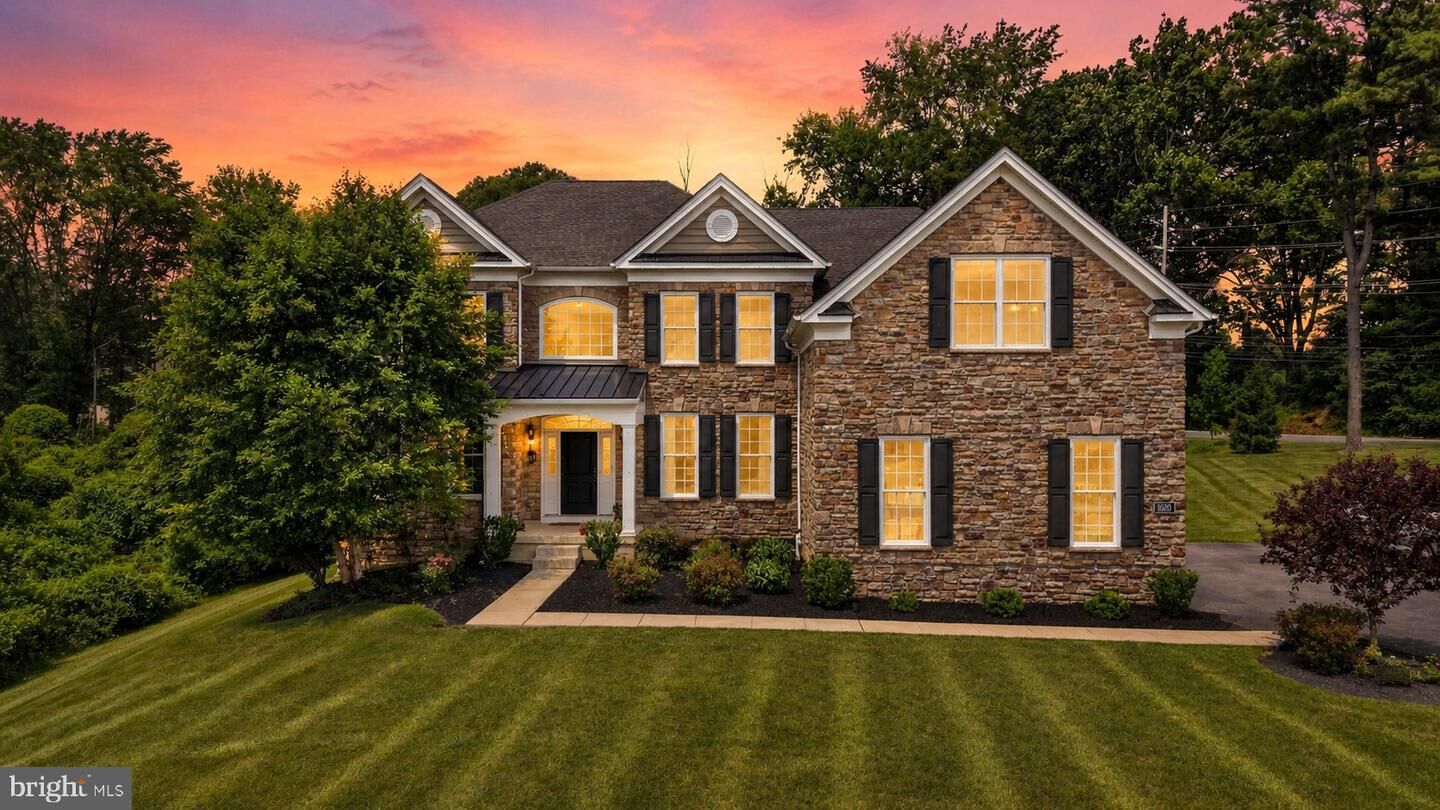 Property Photo: 1020 Jeffords Circle PA 19063