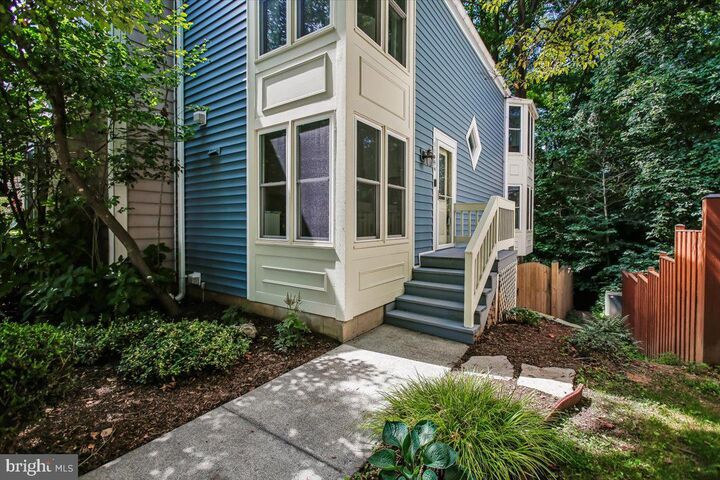 Property Photo:  11194 Silentwood Lane  VA 20191 