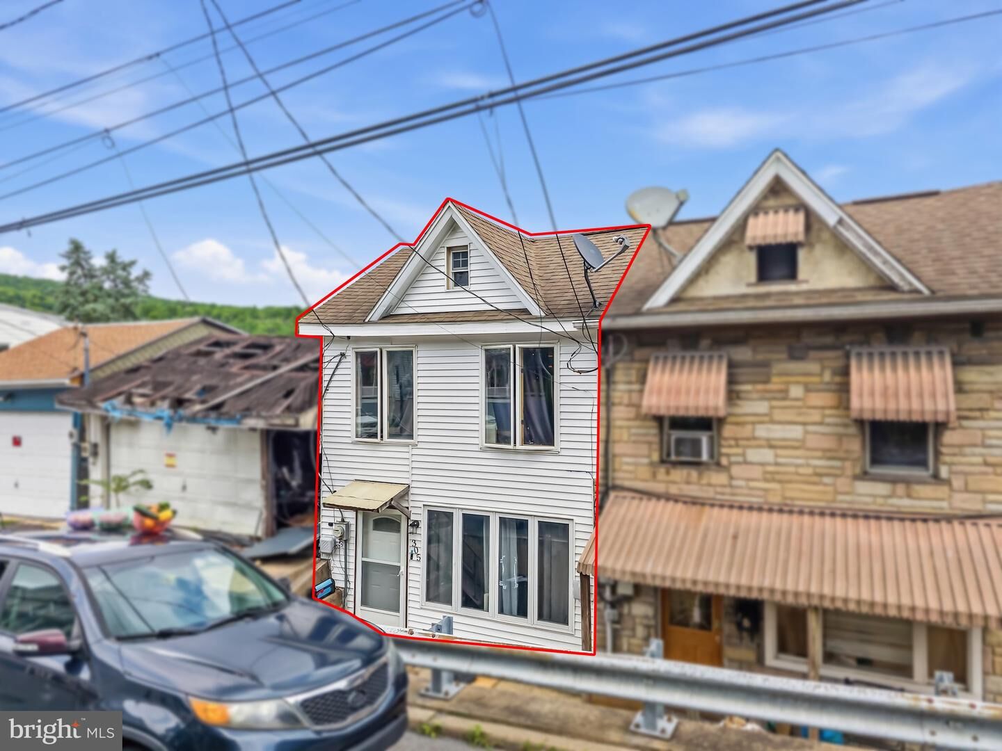 Property Photo:  305 W Washington Street  PA 18252 