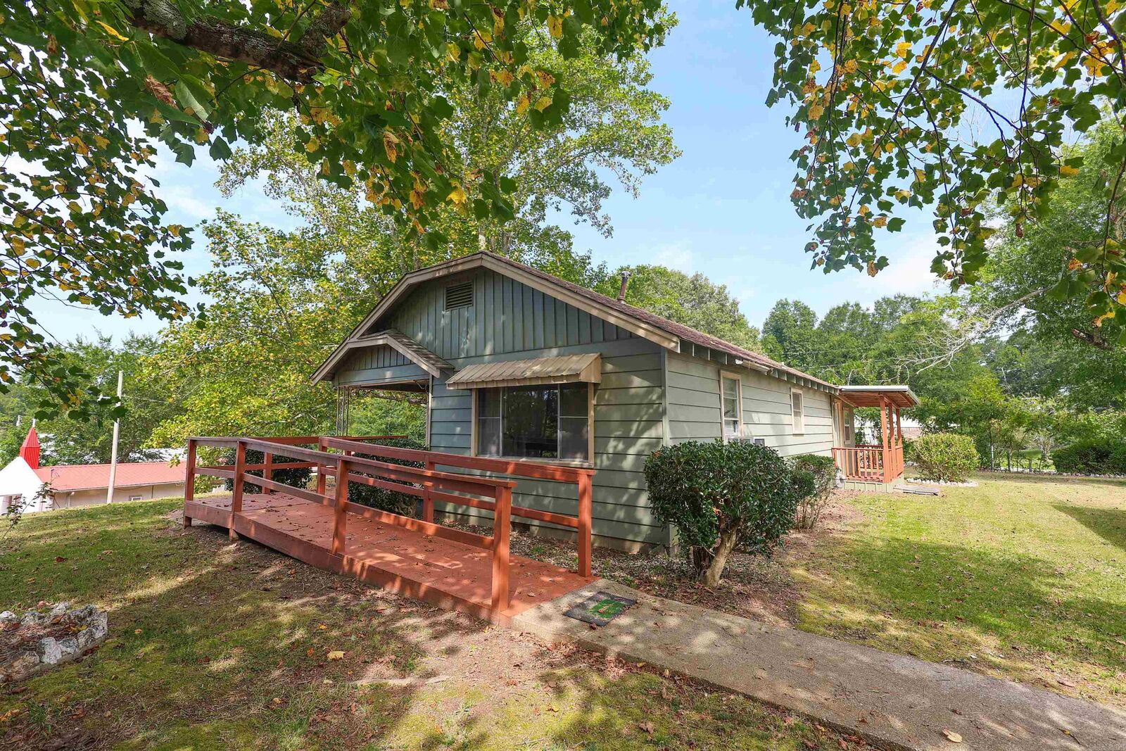 Property Photo:  735 S 6th Street  AR 71943 