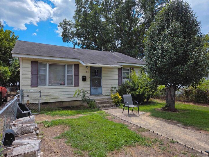 Property Photo: 517 Washington St AR 72029