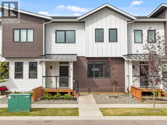 Property Photo:  16 Gleaner Avenue  YT Y1A 0S4 
