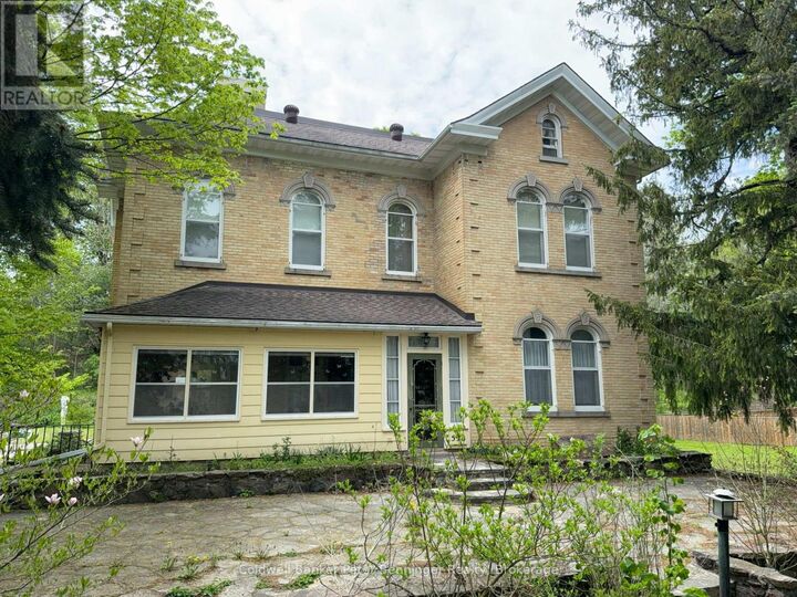 Property Photo:  538 Queen Street North  ON N0G 2N0 