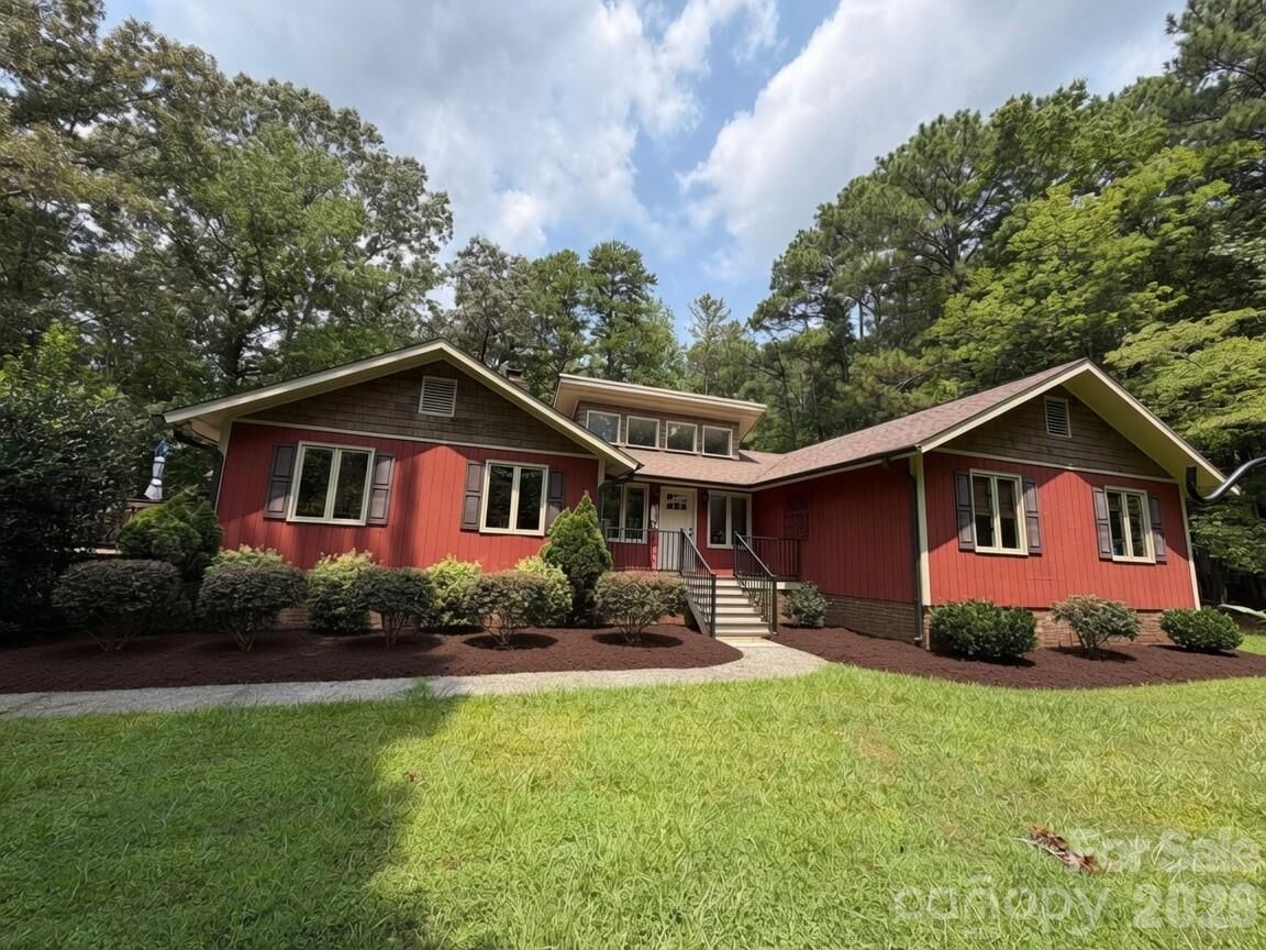 Property Photo: 3406 Red Fox Trail NC 28104