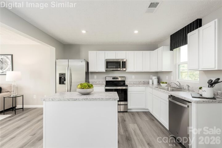 Property Photo: 2623 Coretha Court NC 28216