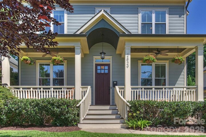 Property Photo: 2829 Attaberry Drive NC 28205