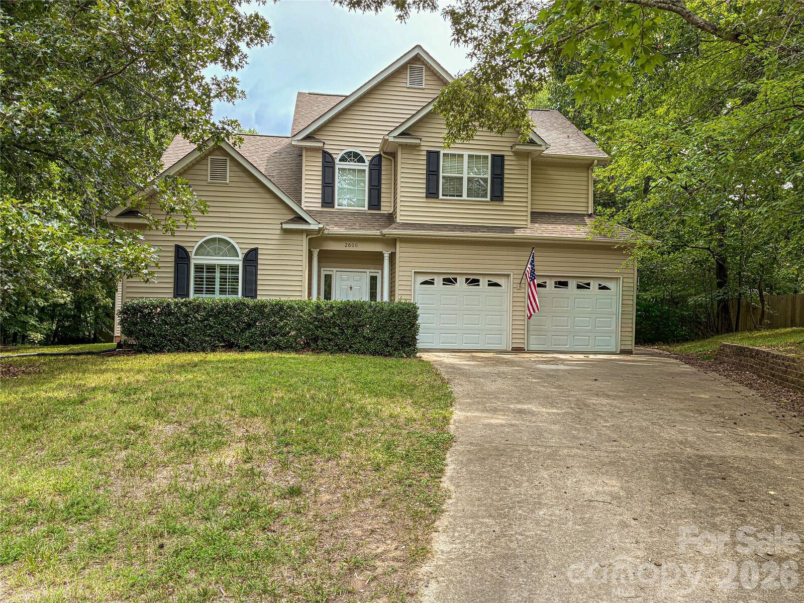 Property Photo: 2600 Rustic Ridge Court NC 28270