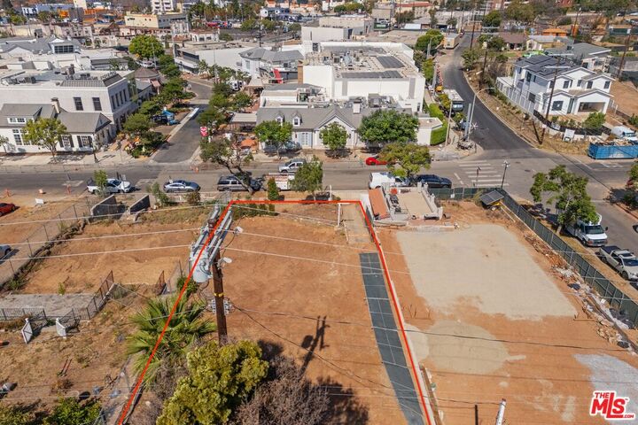 Property Photo:  1050 Monument St  CA 90272 