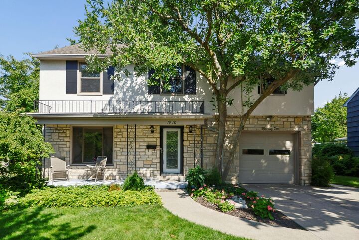Property Photo:  1910 Westwood Avenue  OH 43212 