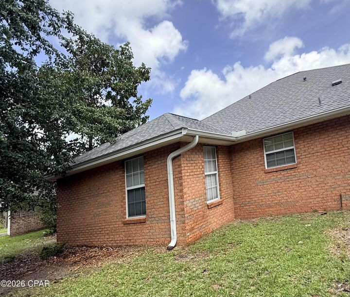 Property Photo:  1801 Bowman Lane  FL 32444 