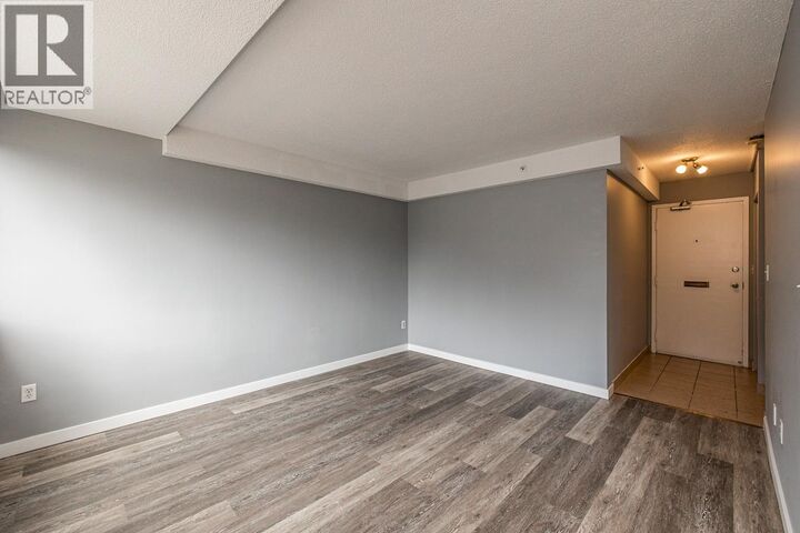 Property Photo: 1501 Queensway 106 BC V2L 1L5
