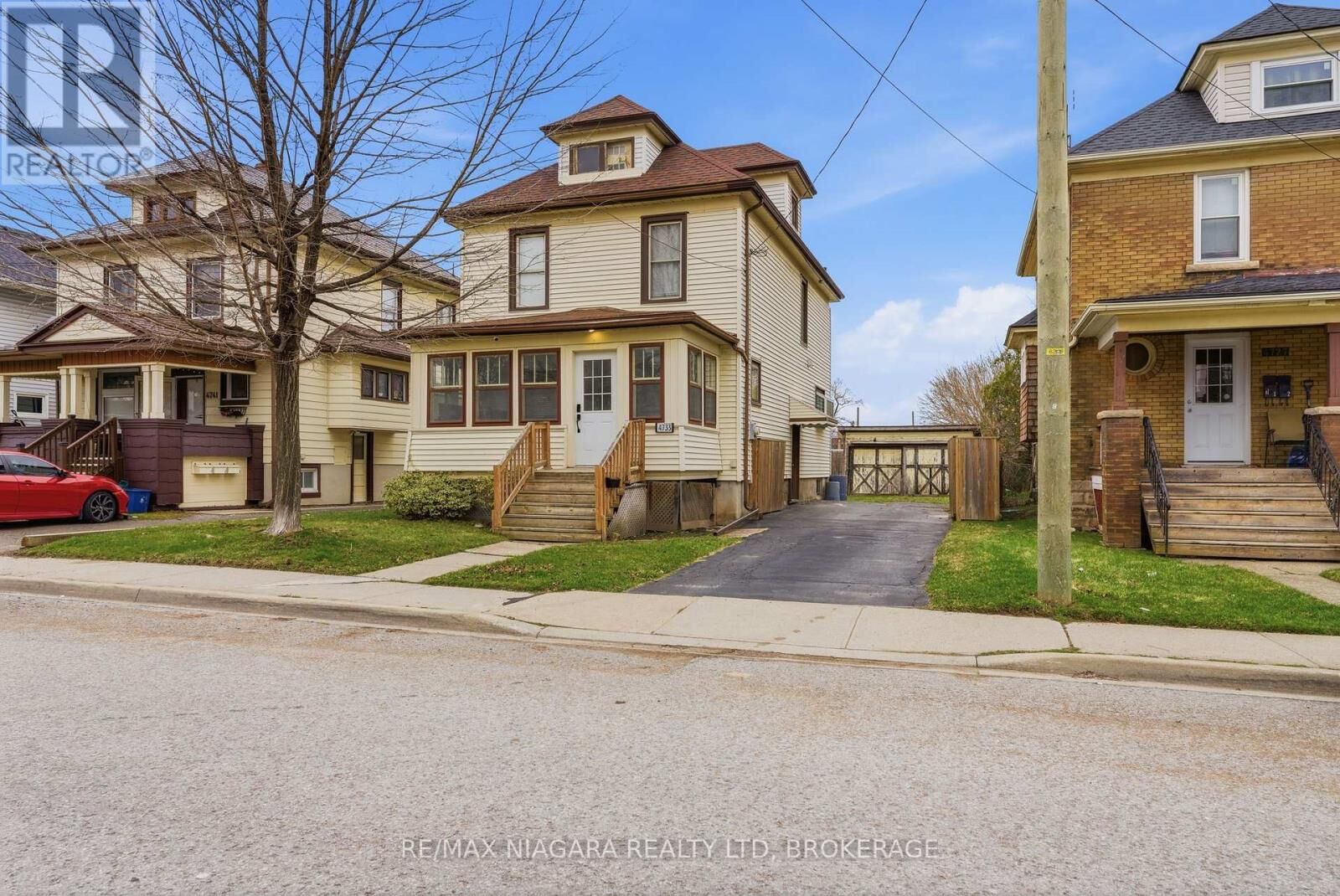 Property Photo: 4733 Jepson Street ON L2E 1J7