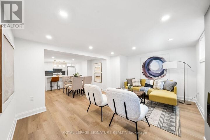 Property Photo: 247 Kathryn Crescent Lower ON L3Y 1L9