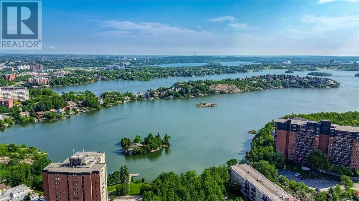 Property Photo:  2080 Regent Street  ON P3E 4S9 