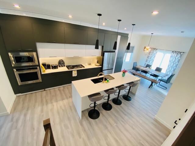 Property Photo: 5, 10213/10211 50 Street NW AB T6A 2C2