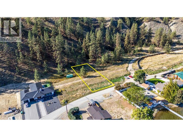 Property Photo:  269 Alder Avenue  BC V0H 1K0 