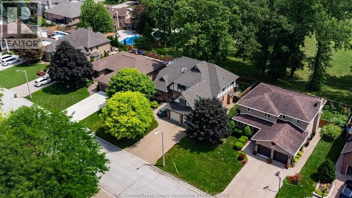 Property Photo: 5940 Oxley ON N9H 1N5