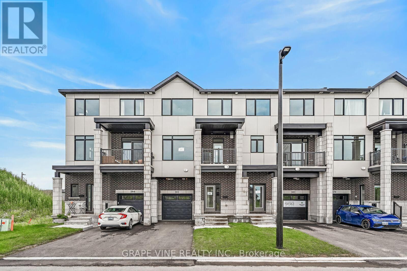Property Photo:  582 Arbia Ridge  ON K2S 2S4 