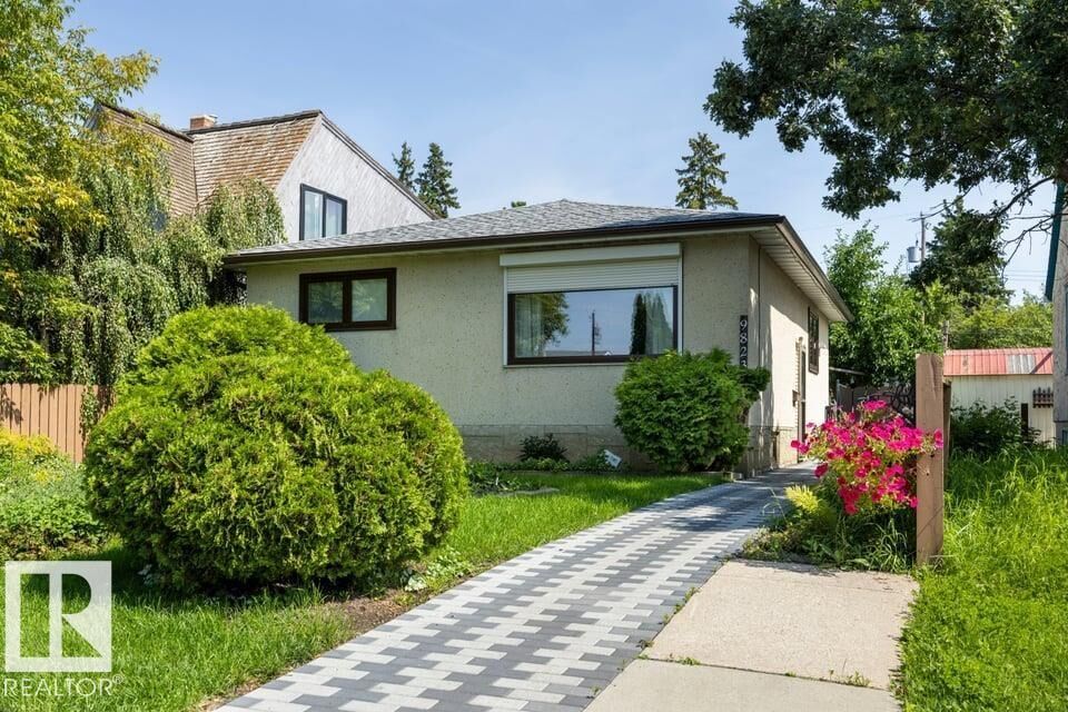 Property Photo: 9823 151 St NW AB T5P 1S9