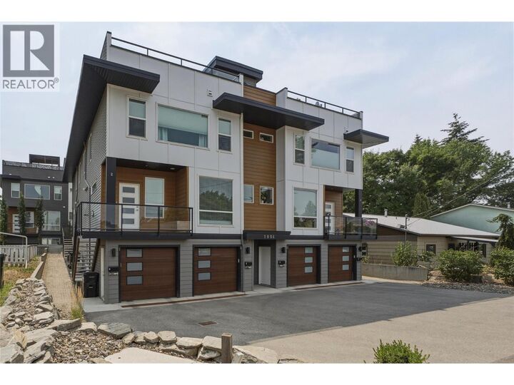 1804 46 Avenue 2 — photo 1