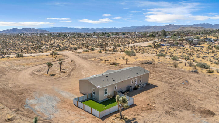 Property Photo:  3470 Warren Vista Avenue  CA 92284 