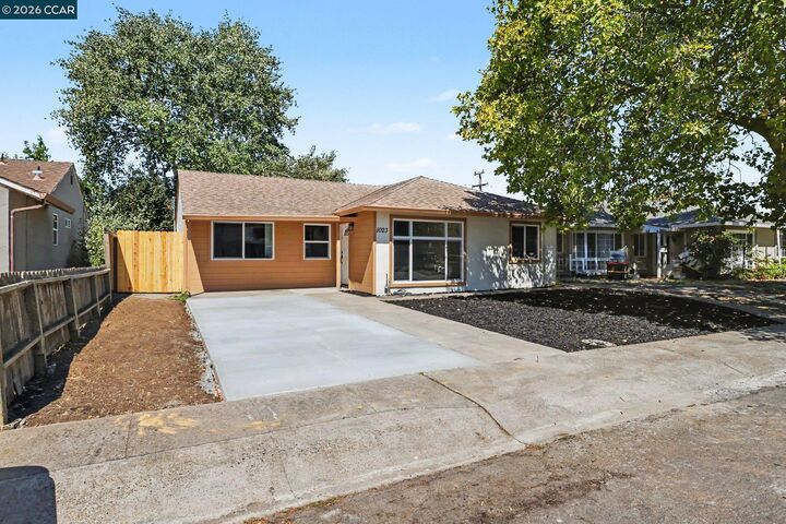 Property Photo: 1023 Caldwell Ave CA 94591