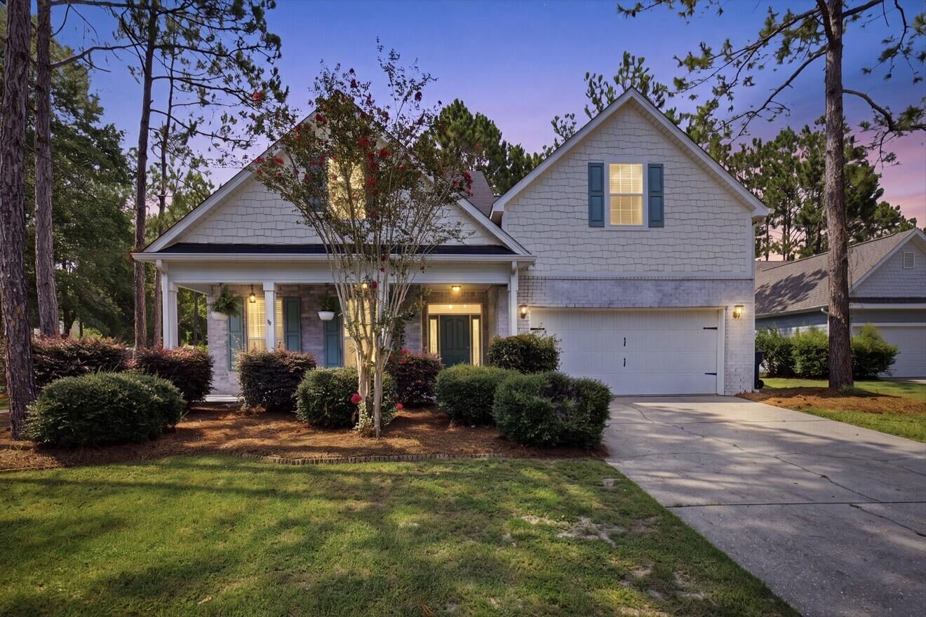Property Photo:  401 Symphony Way  FL 32439 
