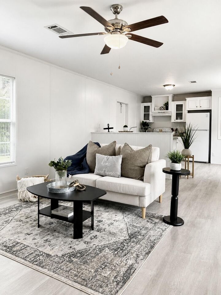 Property Photo:  1299 Roosevelt Street  FL 32531 