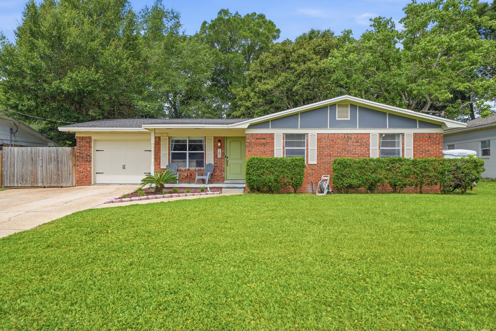 Property Photo:  185 Miramar Street  FL 32569 