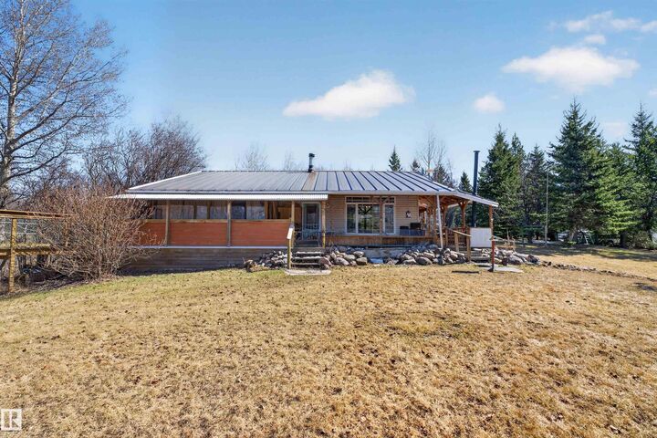 Property Photo: 45, 54222 Rge Road 25 AB T0E 1V0