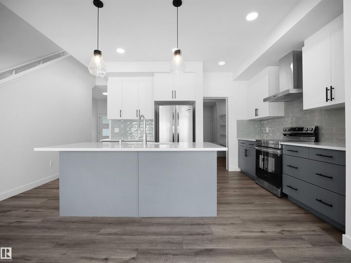 Property Photo: 19066 20A Avenue NW AB T6M 3A8