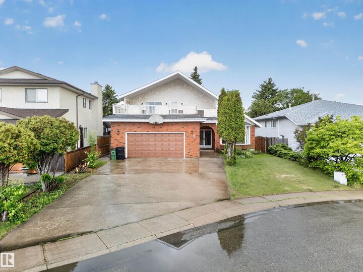 Property Photo: 34 Grand Meadow Cr NW NW AB T6L 1A2